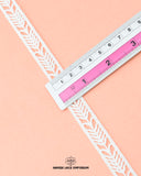Size of the 'Center Filling Lace 7231' is given with the help of a ruler as '0.5' inches