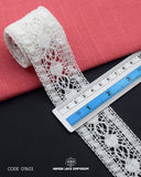 Center Filling Lace 07603