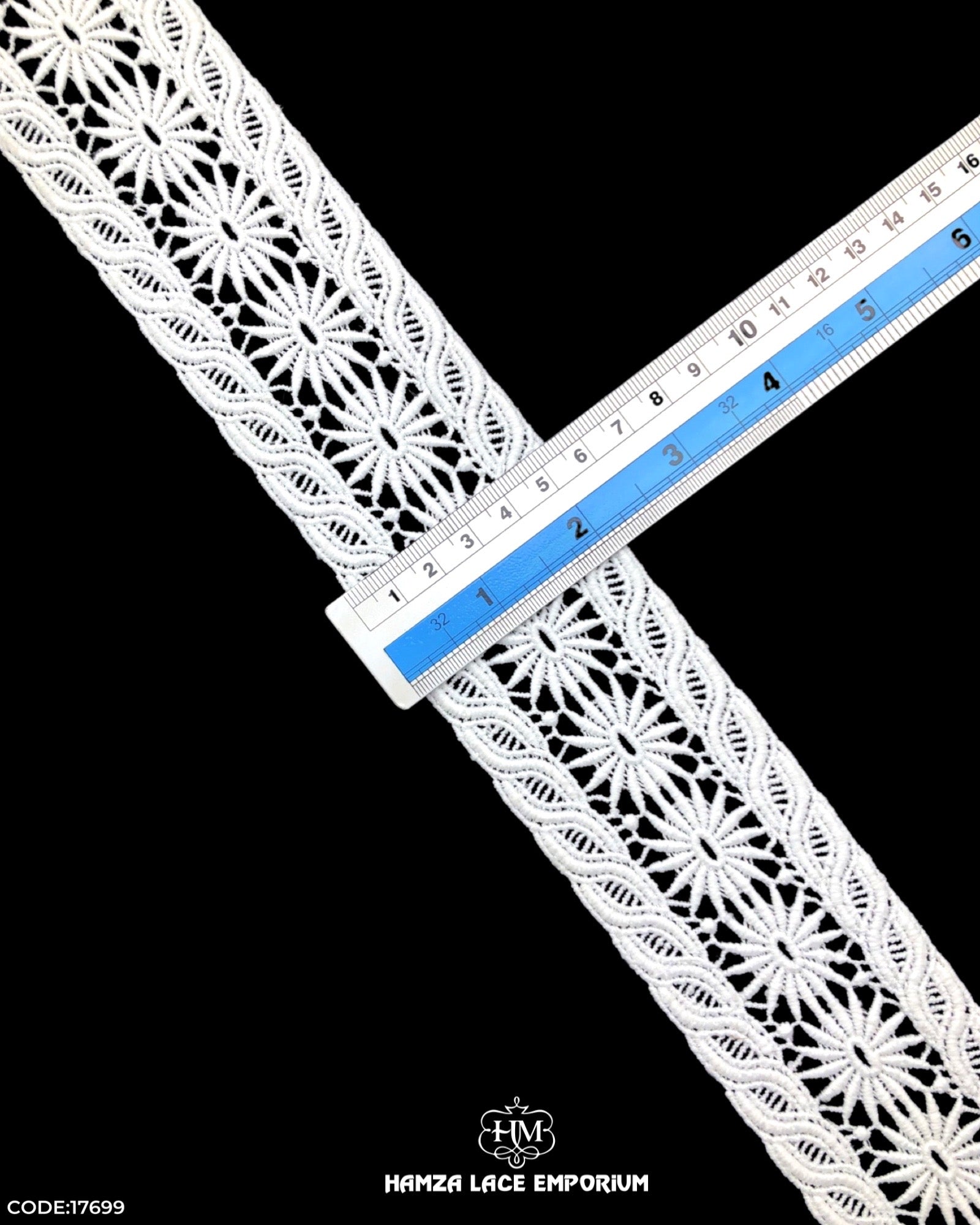 Size of the 'Center Filling Design Lace 17699' is shown as '2.25' inches with the help of a ruler