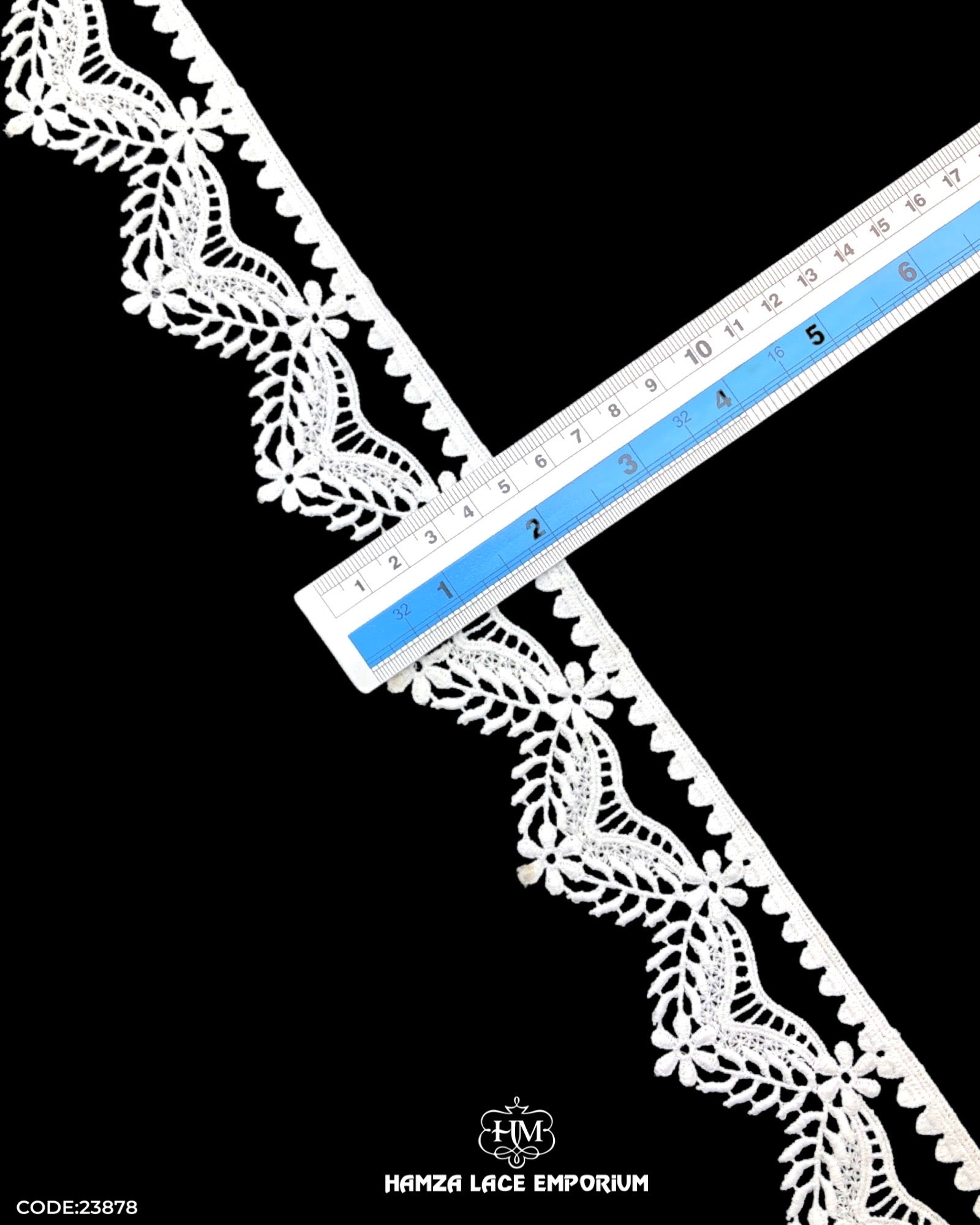 Size of the 'Edging Lace 23878' is shown as '2' inches with the help of a ruler