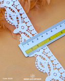 Edging Milky Lace 25225