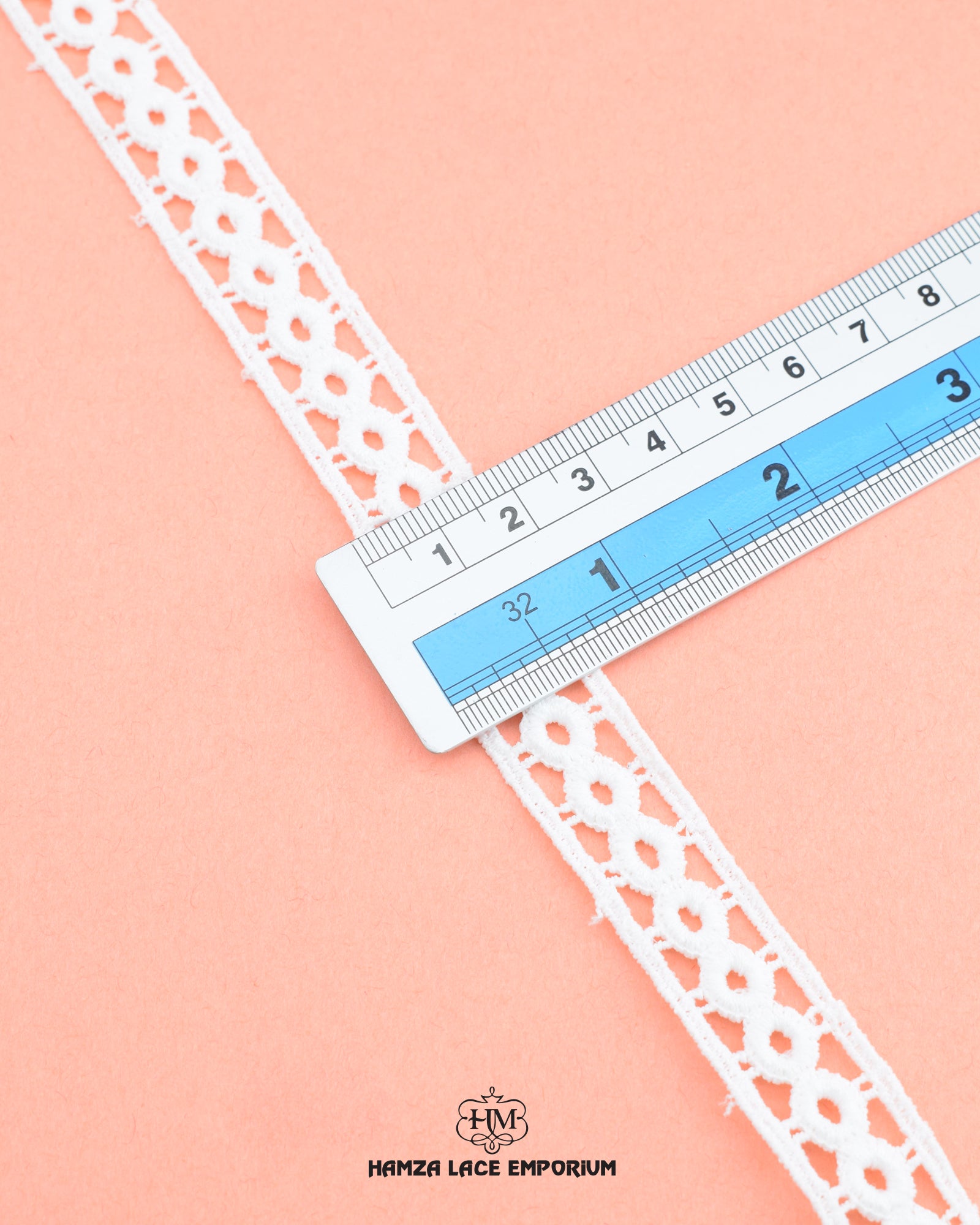 The size of the 'Center Filling Lace 1109' is given as '0.75' inches by placing a ruler on it