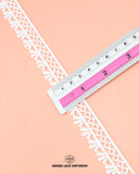 Size of the product 'Edging Lace 16677' is 0.75 inches