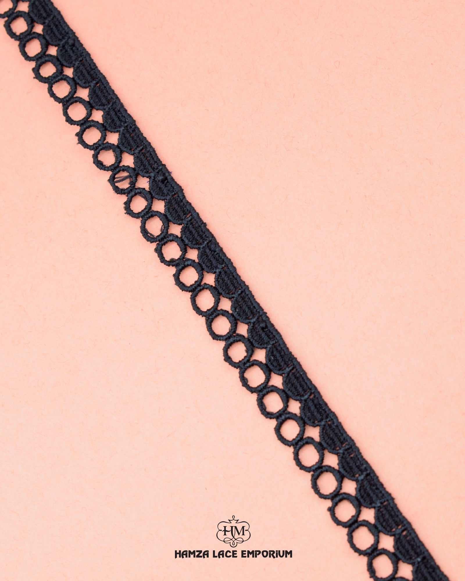 A black Edging Ring Lace 17217
