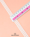 Size of the 'Center Filling Lace 17289' is given as 0.5 inches with the help of a ruler