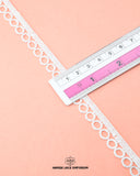 The size of the 'Edging Circle Lace 22432' is given with the help of a ruler.
