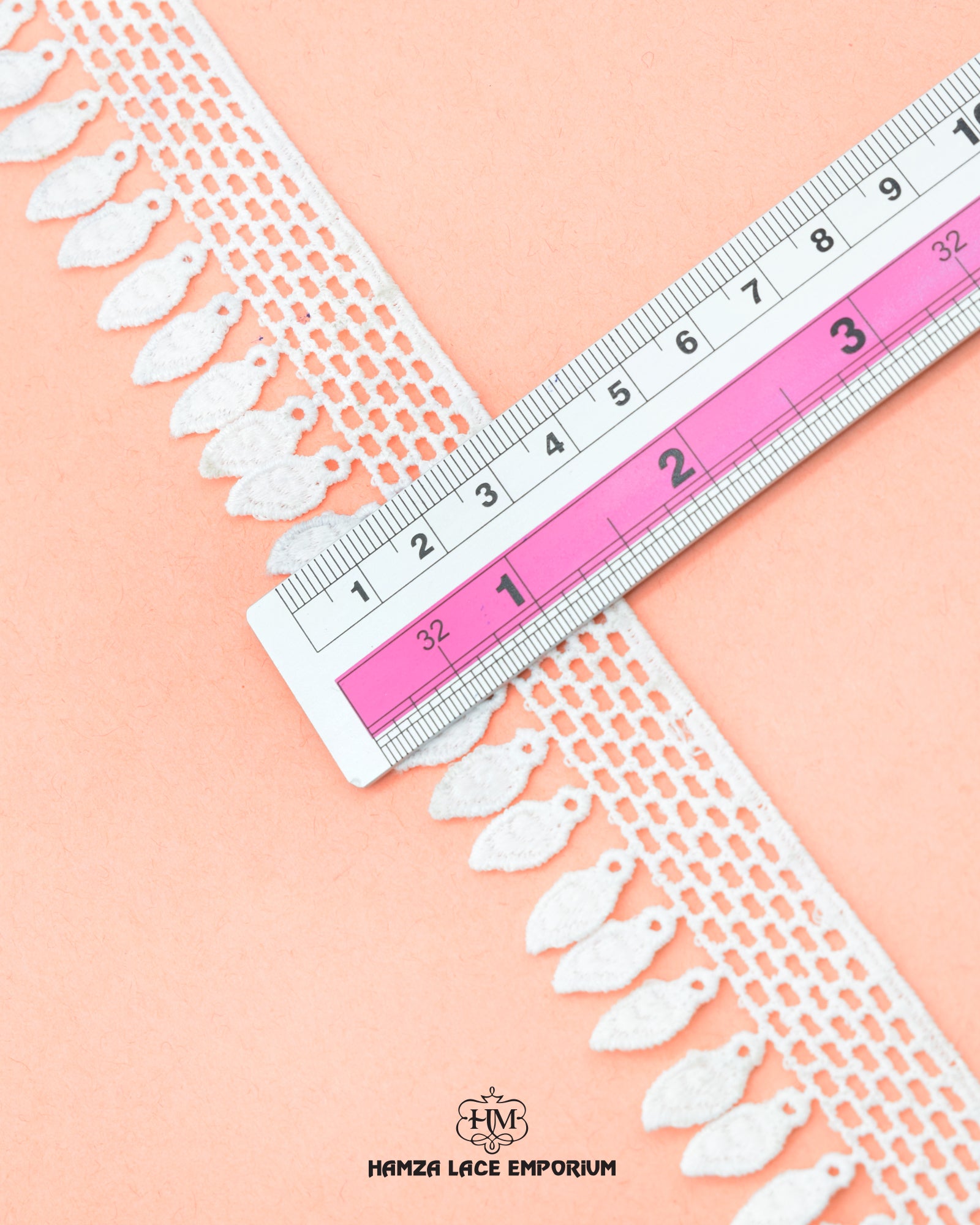 Size of the 'Jhaalar Lace 22489' is shown as '1.5' inches with the help of a ruler