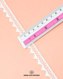 A ruler is showing the size of the product 'Edging Samosa Lace 22646' as 0.75 inches