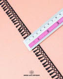 Size of the 'Edging Ring Jhaalar Lace 22649' is shown as '0.75' inches with the help of a ruler