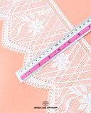 Size of the 'Edging Scallop Lace 22900' is shown as '6' inches with the help of a ruler