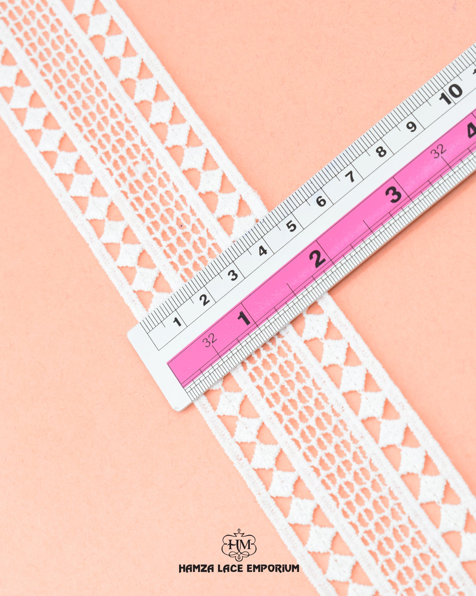 Size of the 'Center Filling Lace 23202' is shown as '1.75' inches with the help of a ruler