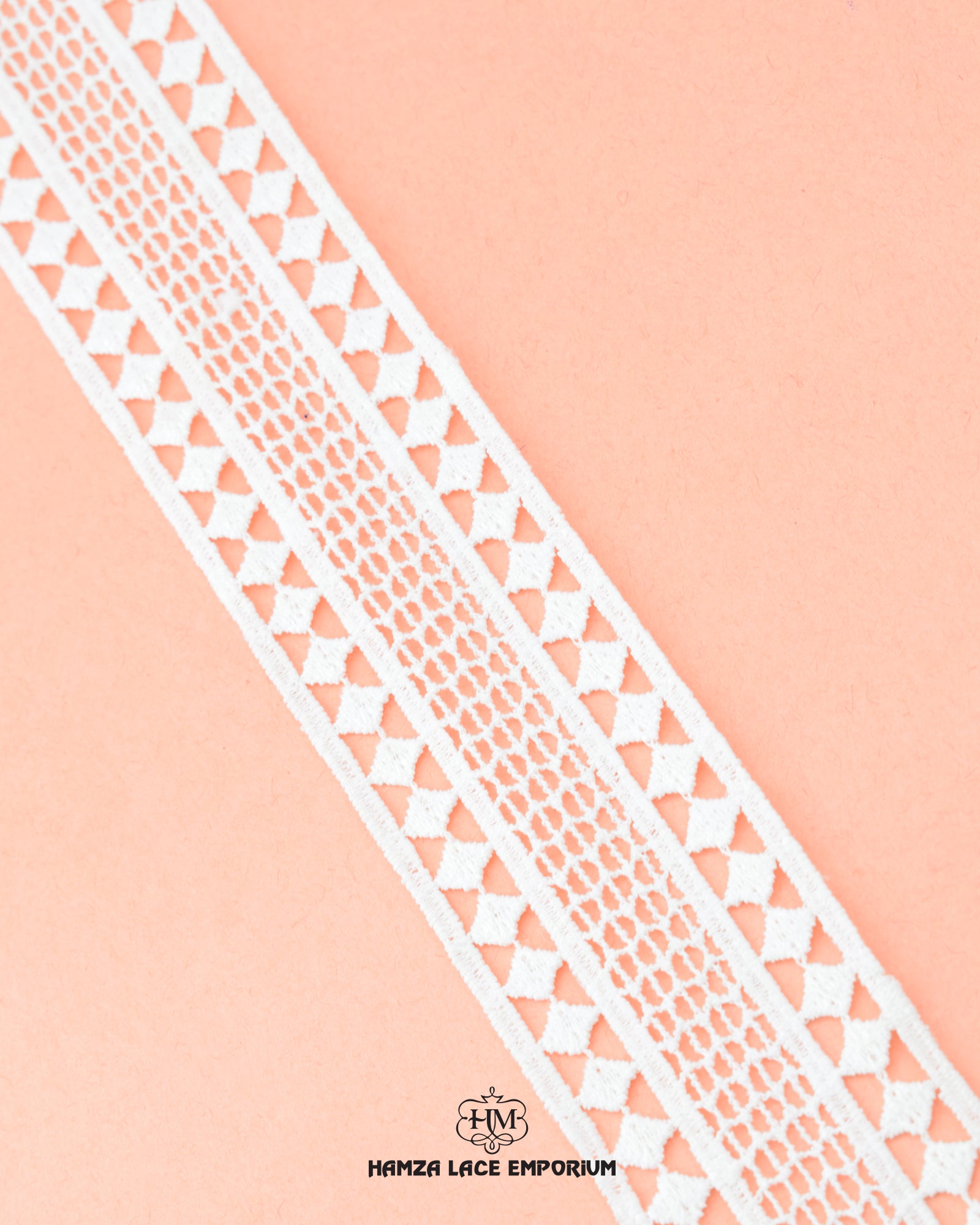 'Center Filling Lace 23202' with the brand name 'Hamza Lace' at the bottom