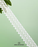 White color 'Edging Lace 23259'