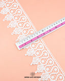 The size of the 'Edging Lace 23374' is given with the help of a ruler.