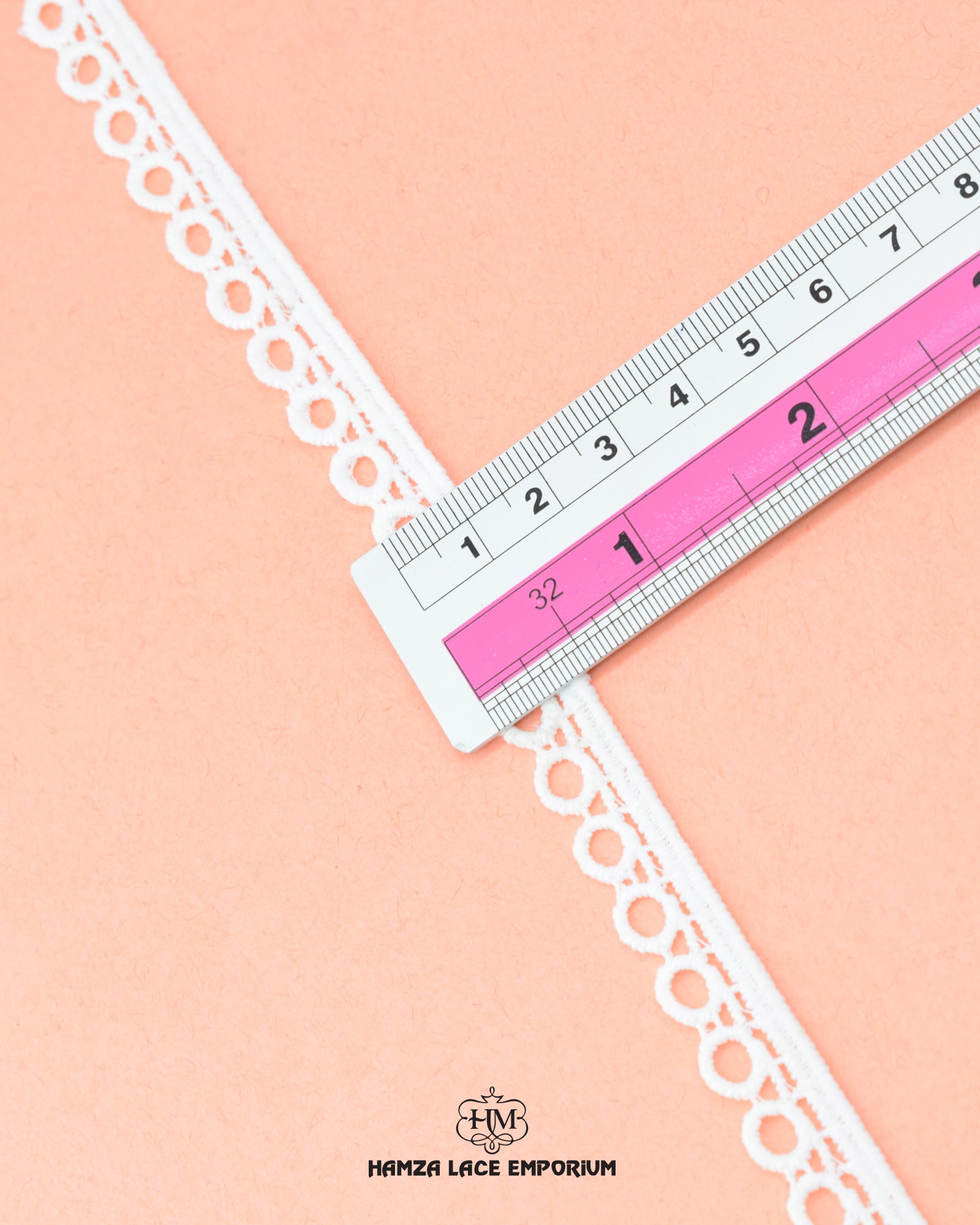 Size of the 'Edging Ring Lace 23388' is shown as '0.5' inches with the help of a ruler