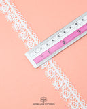 Size of the 'Edging Lace 23471' is shown as '1' inch with the help of a ruler