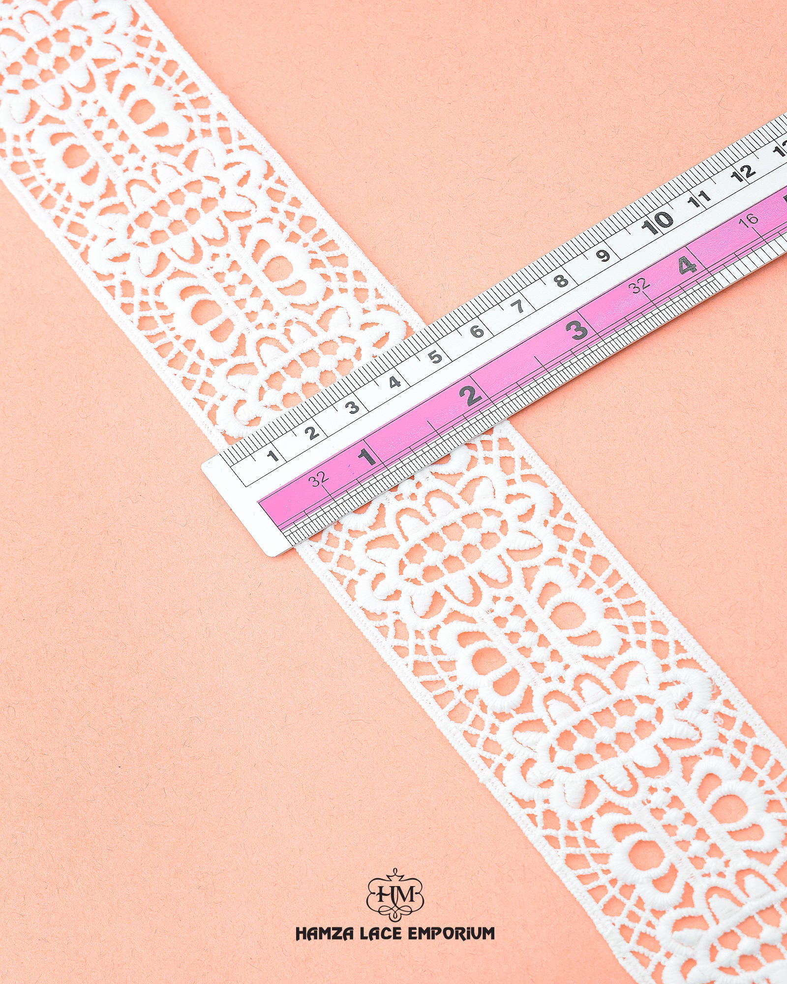 The size of the 'Center Filling Lace 23577' is given with the help of a ruler.