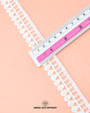 Size of the 'Edging Loop Lace 2526' is given as 1 inch with the help of a ruler