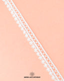 White color 'Edging Flower Lace 2527'