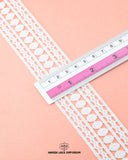 Size of the product 'Two Side Border Lace 254' is 1.5 inches