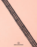 Zoomed view of the black 'Edging Samosa Lace 2558'
