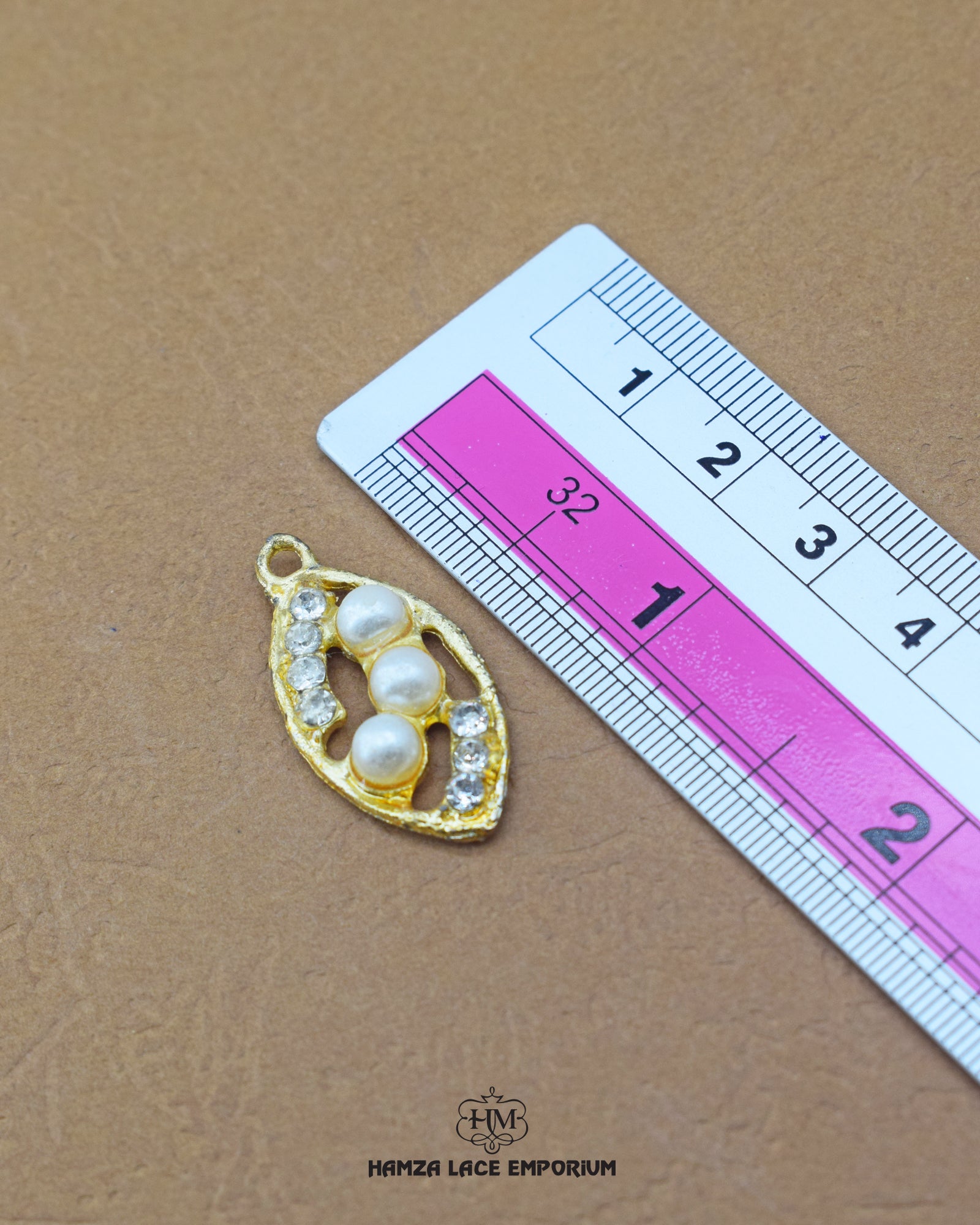 'Fancy Button 272FBC' with ruler for size reference in the product image.