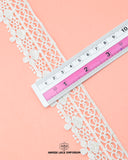 Size of the 'Edging Flower Lace 4681' is shown as '1.5' inches with the help of a ruler