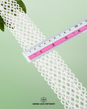 Size of the 'Center Filling Lace 4727' is shown with the help of a ruler as '2' inches