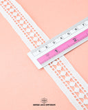 Size of the 'Center Filling Lace 5419' is given as '1' inch by placing a ruler on it