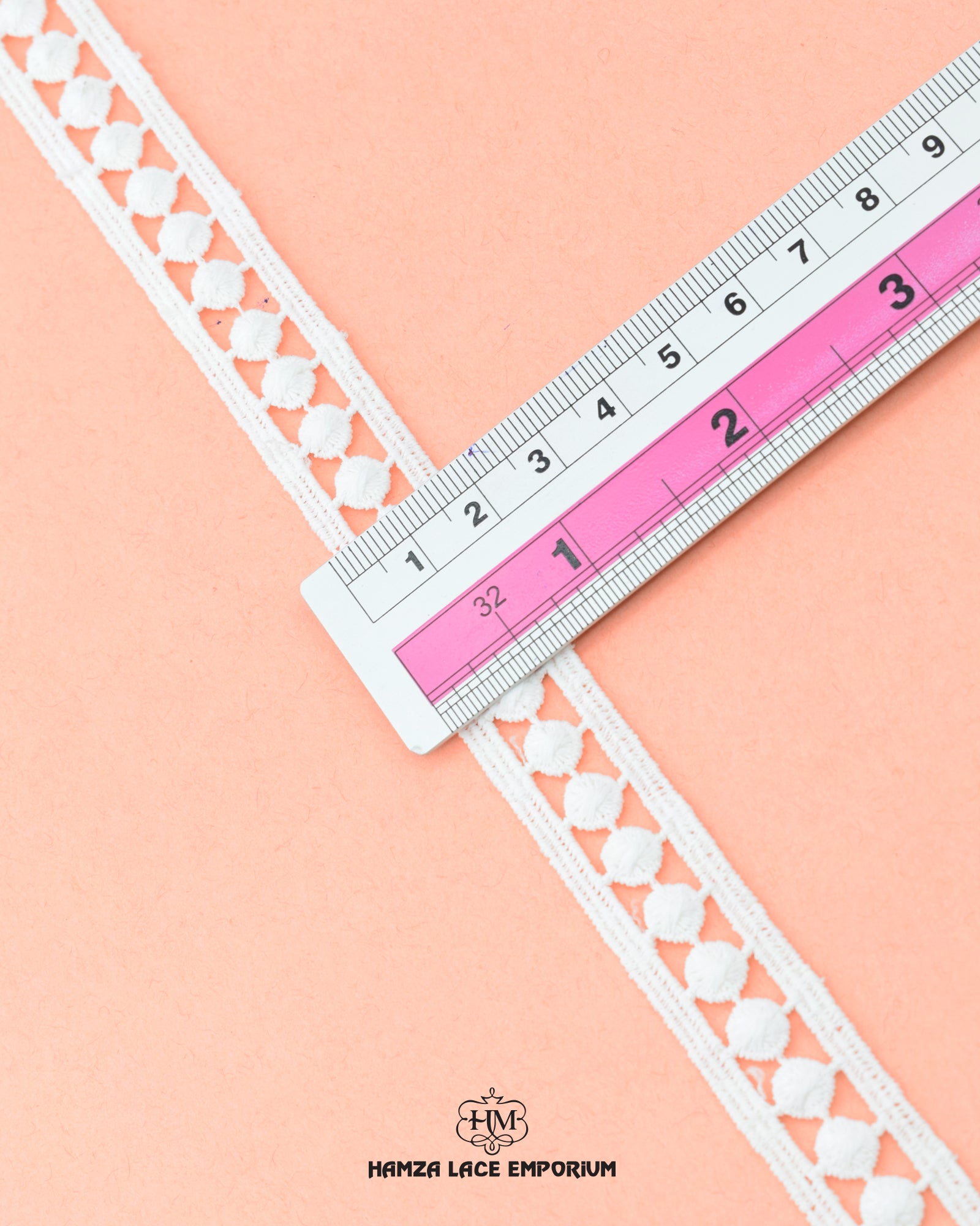Center Filling Lace 5490 showcased alongside a ruler, revealing a width of 0.75 inches.
