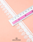 Size of the 'Edging Lace 83919' is shown as '1.25' inches with the help of a ruler