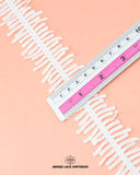 Size of the 'White Double side Jhaalar Lace 881' is shown as '1.25' inches with the help of a ruler
