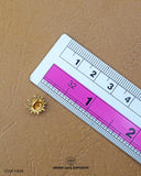 close view of the 'Flower Design Metal Button MB38'