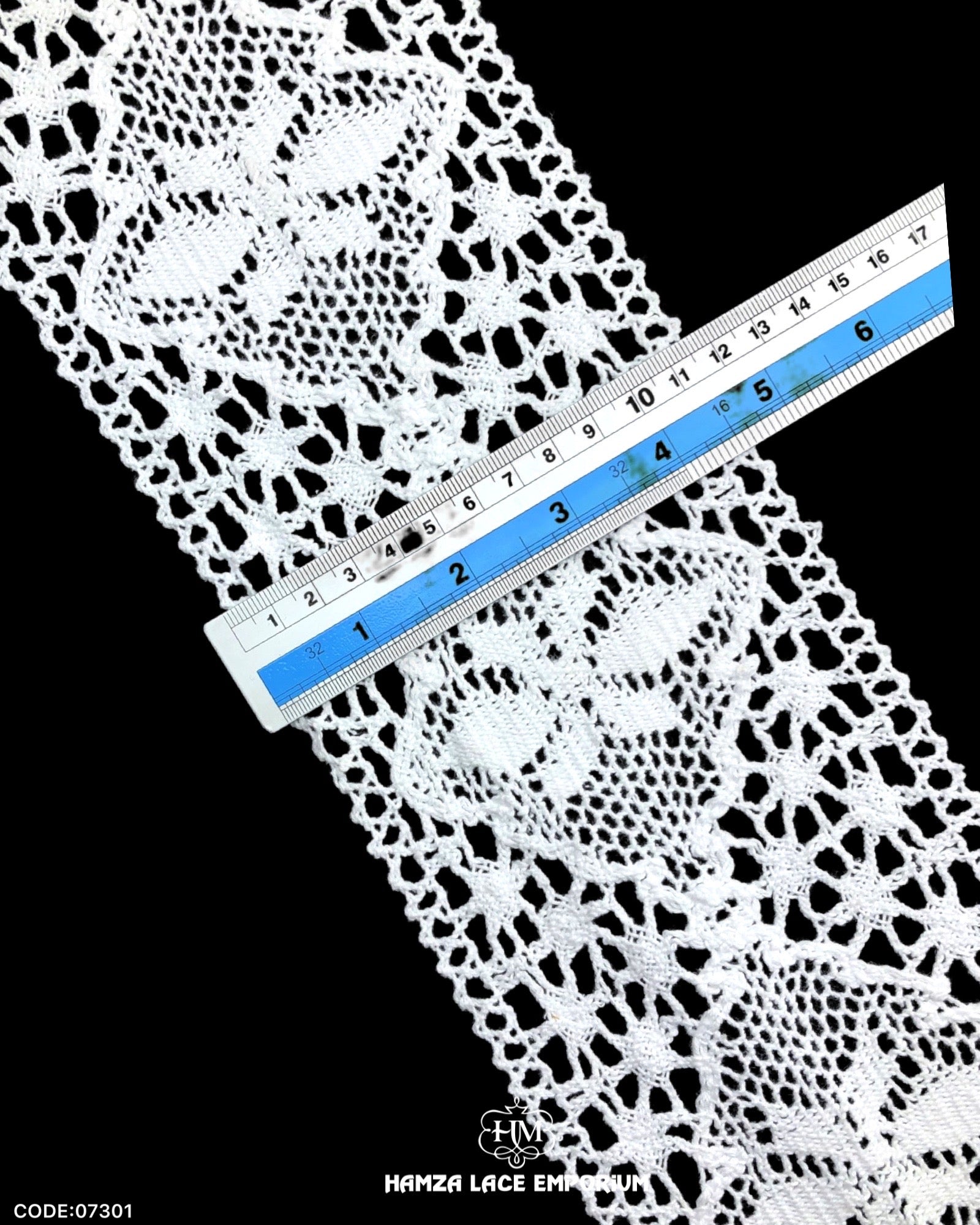 Size of the 'Center Filling Crochet Lace 07301' is shown with the help of a ruler as '3' inches