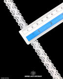 Size of the 'Center Filling Crochet Lace 04704' is shown with the help of a ruler as '0.5' inches