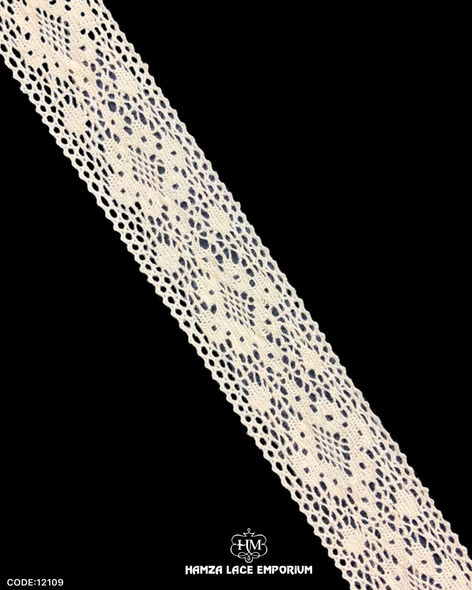'Center Filling Crochet Lace 12109' with the name 'Hamza Lace' written at the bottom