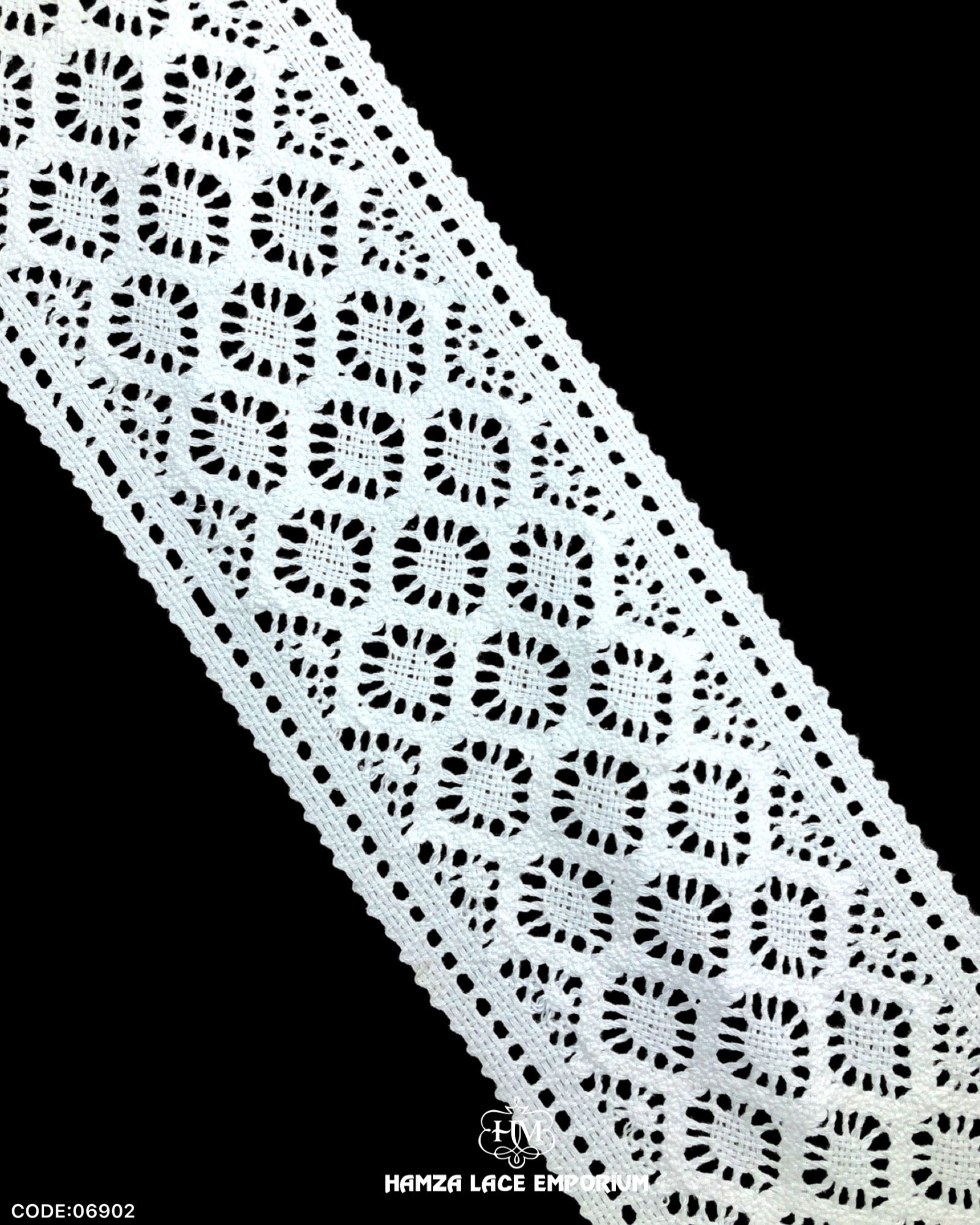 'Center Filling Crochet Lace 06902' with the brand name 'Hamza Lace' written at the bottom