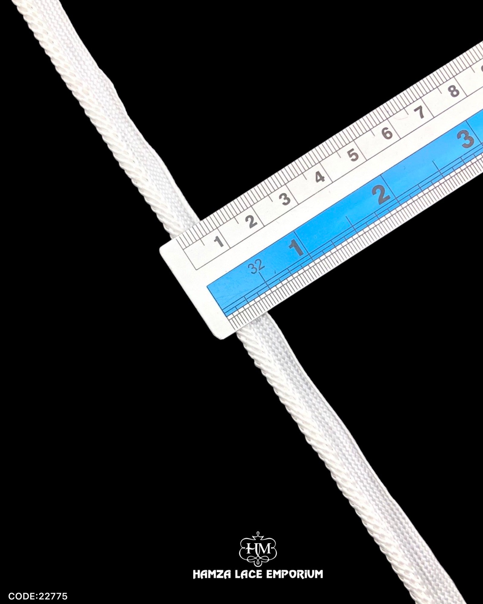 Size of the 'Edging Dori Lace 22775' is displayed with the help of a ruler